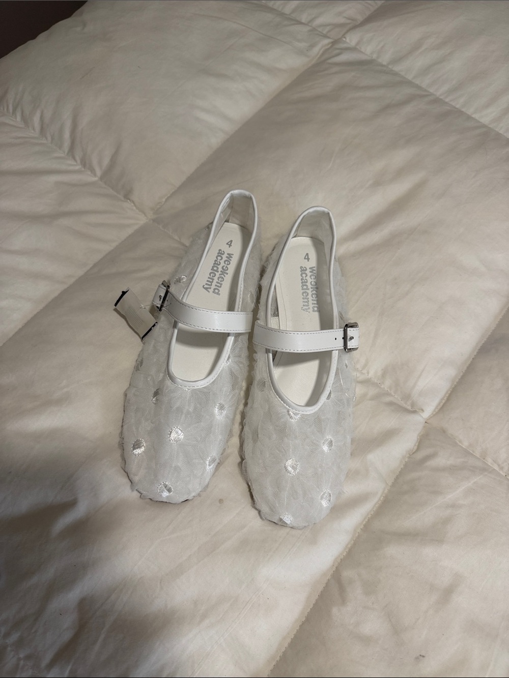 White Girls' Embroidered weekend academy Dress Shoes with Buckle